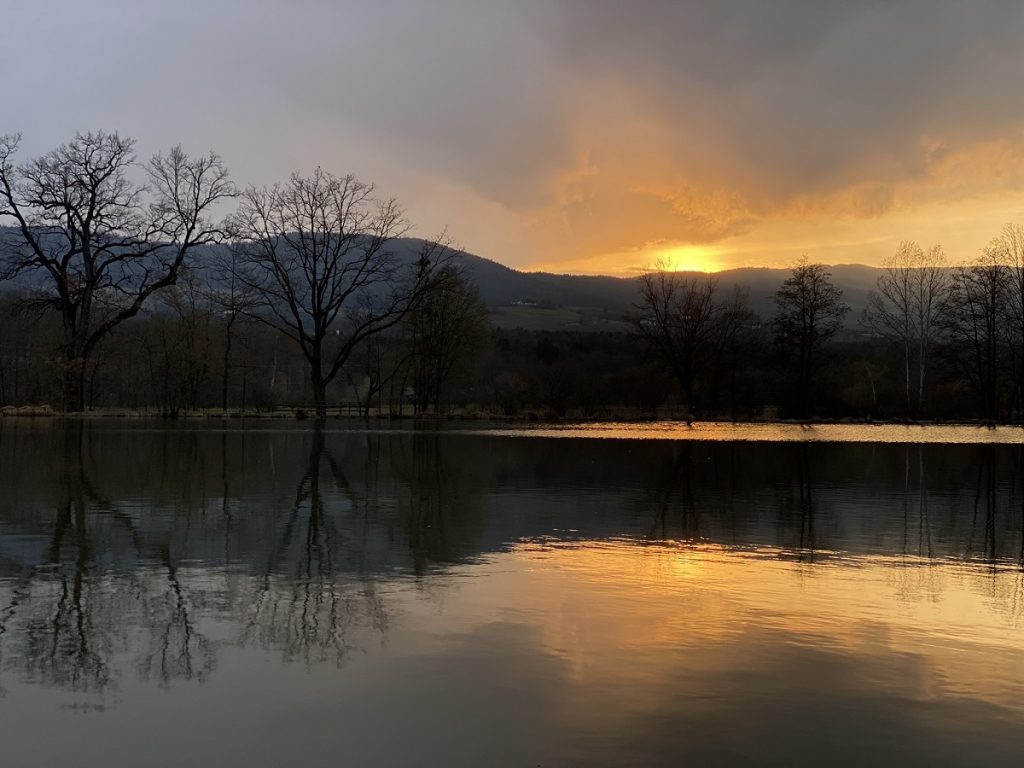 Abendstimmung bei einem See